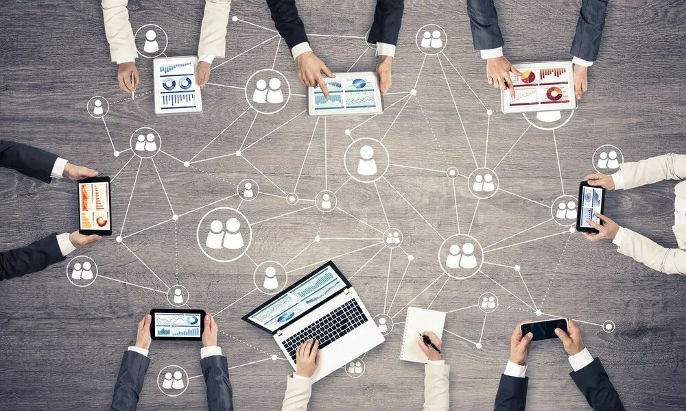 Stop Team-Prompting, Start Leading with AI + CRM | Сетка — социальная сеть от hh.ru