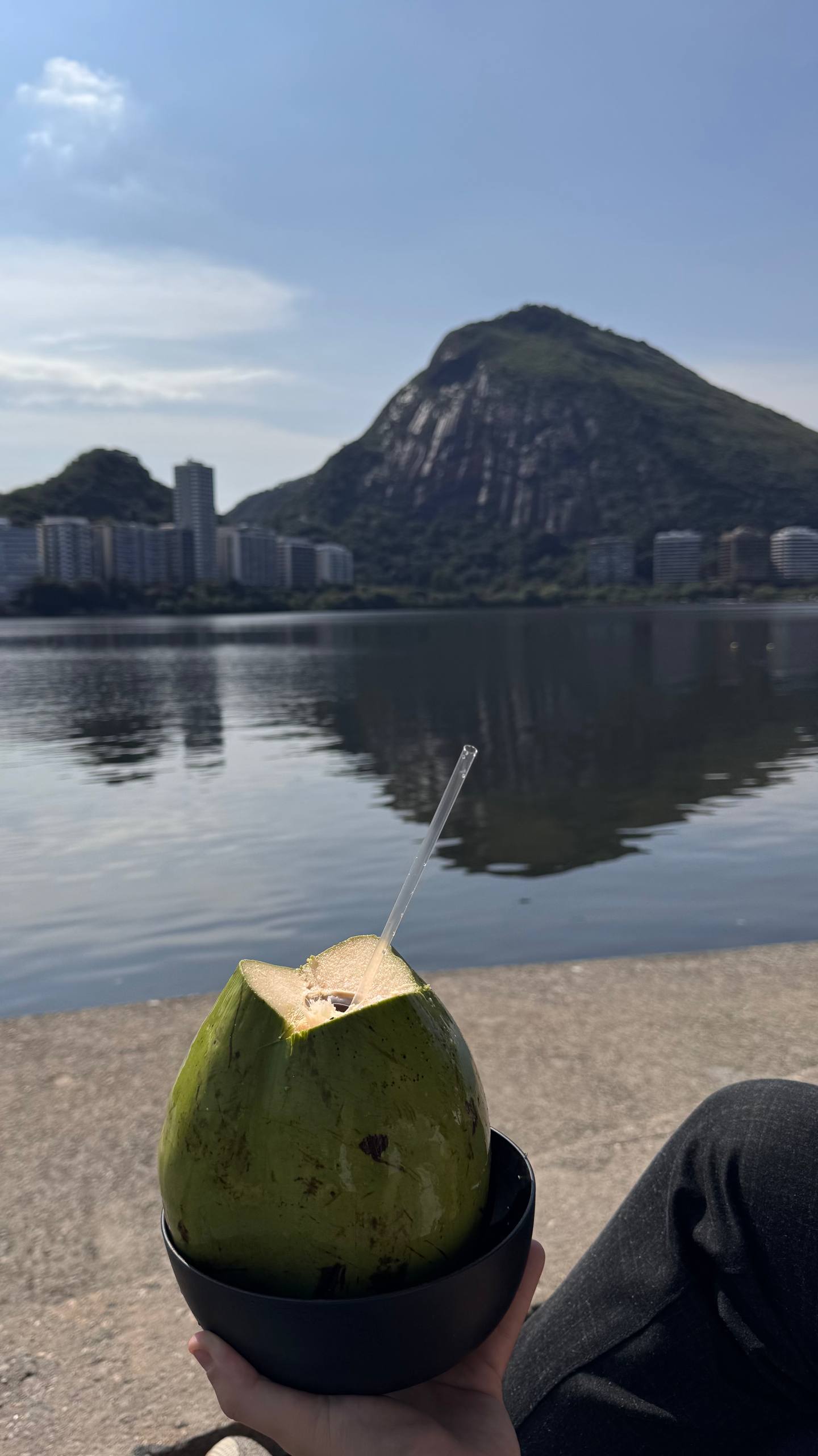 Открытки из Рио, самого красивого города в моей жизни 💌
Тут у нас пальмы, кокос на набережной, парочка красивых церквей и чурраско [бразильская говядина, крейзи как вкусно] | Сетка — социальная сеть от hh.ru