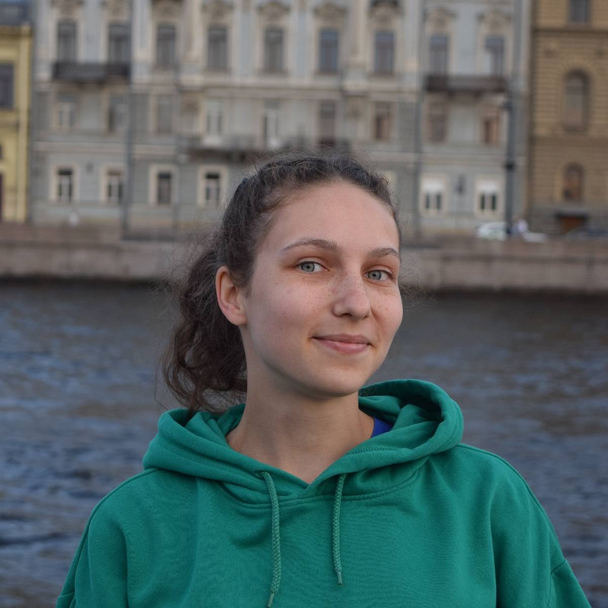 Алена Коноплева