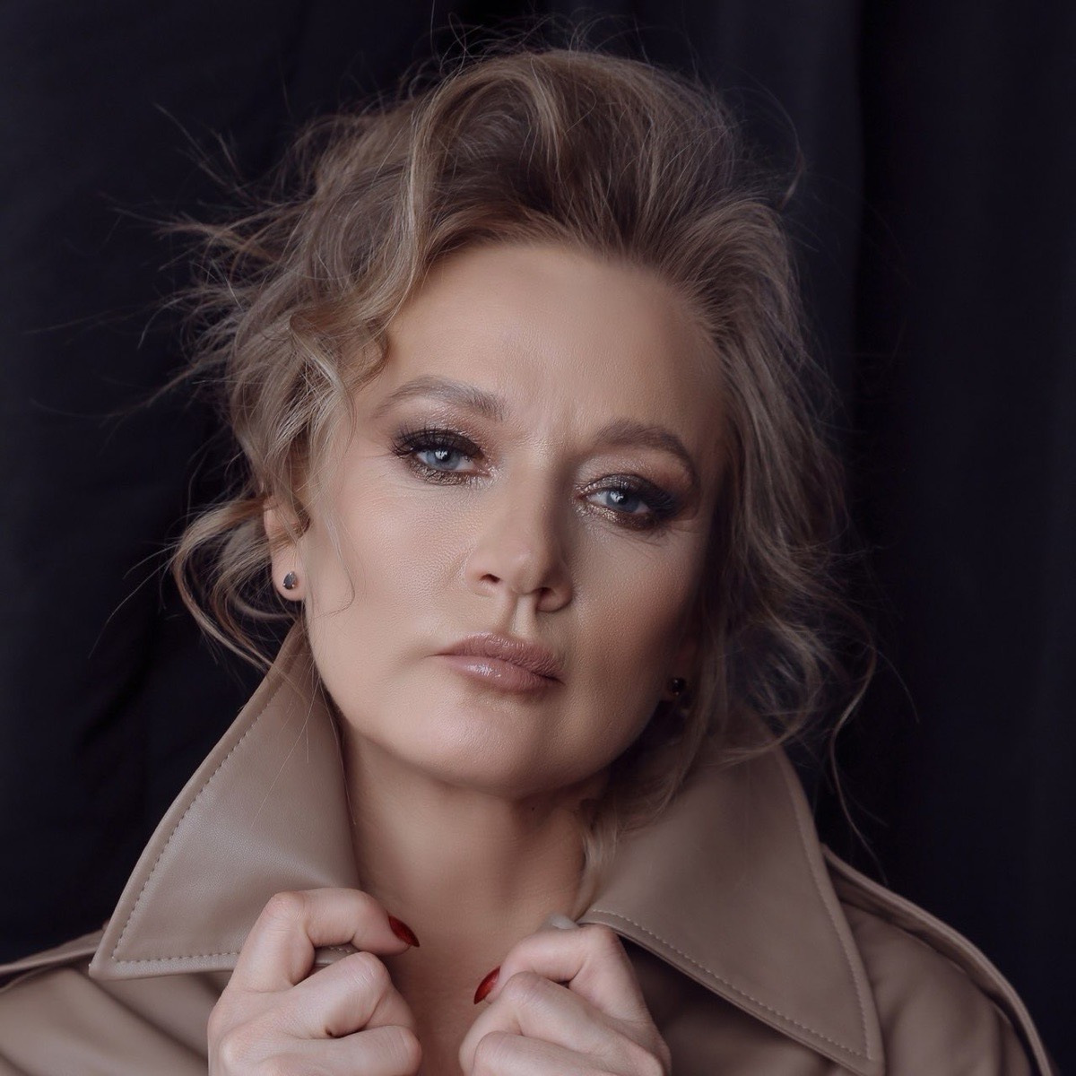 Лена Хохотва