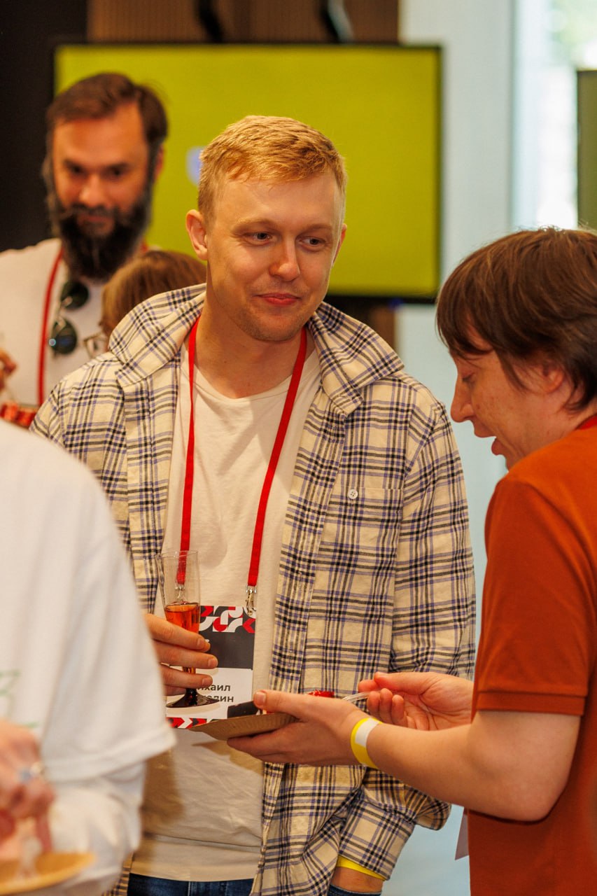 Заметки с Alumni Case Weekend by Changellenge >>
часть 2 - про формат Chef's Table
На третий день была отдельная опция за х2 базовой стоимости, и называлась Chef's Table
По сути это мастермайнд, Андре... | Сетка — социальная сеть от hh.ru
