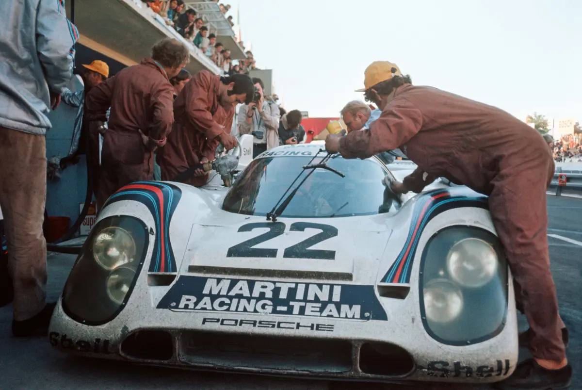 Porsche X Martini Racing X Puma | Сетка — социальная сеть от hh.ru