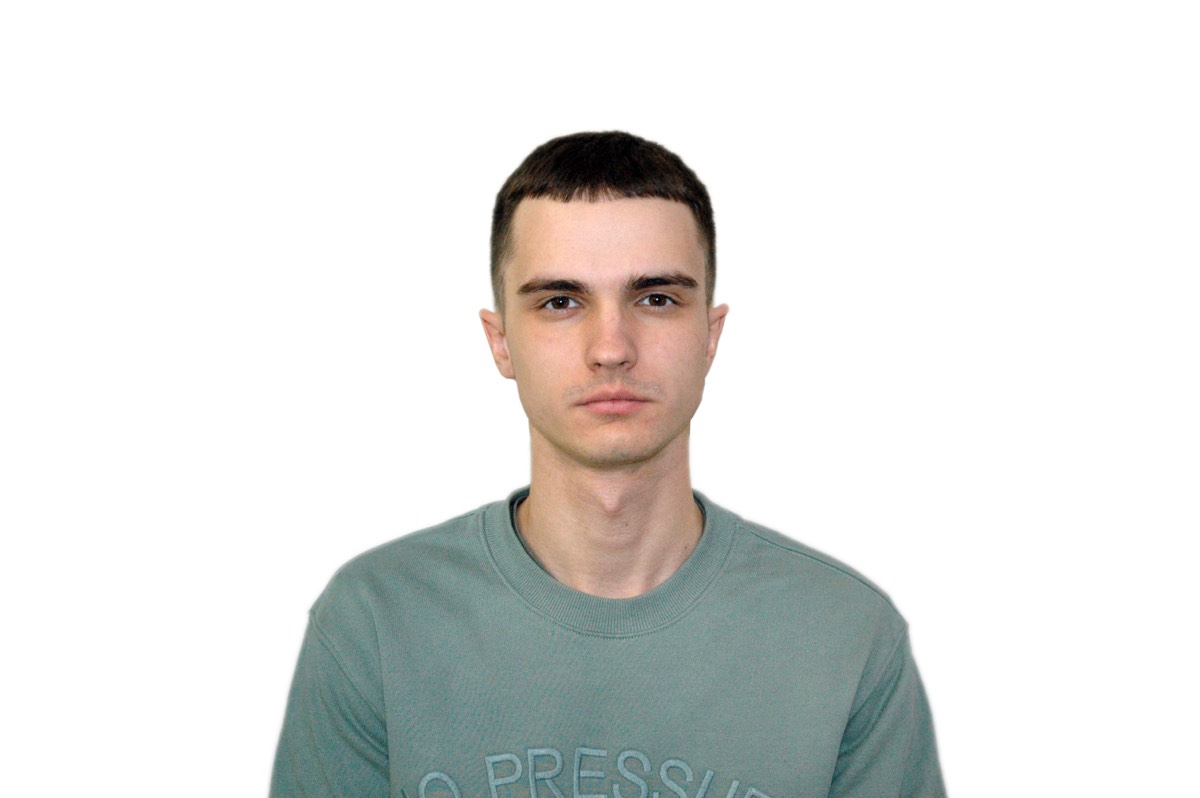 Денис Синикин