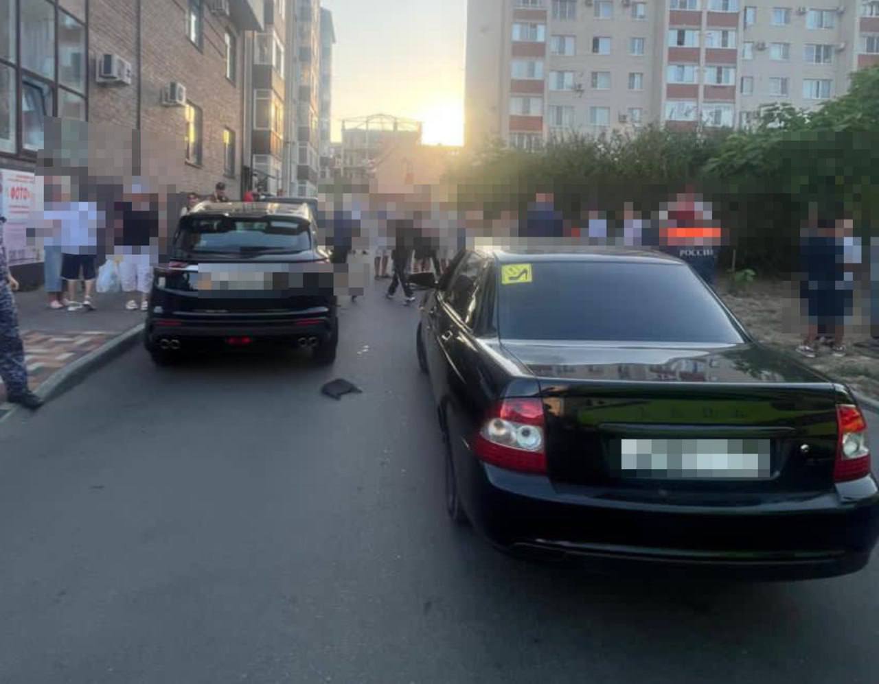 В Ставрополе легковушка сбила двух пенсионерок
Авария произошла вечером на улице Мимоз | Сетка — социальная сеть от hh.ru