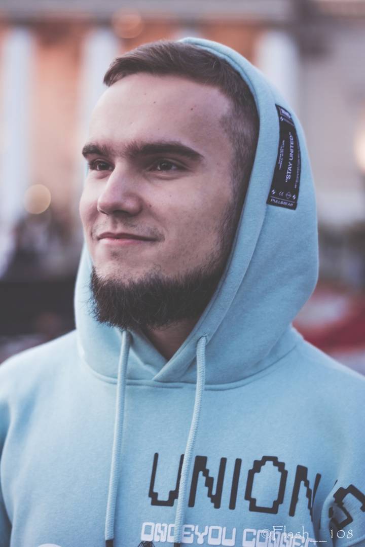 Максим Чеботарев