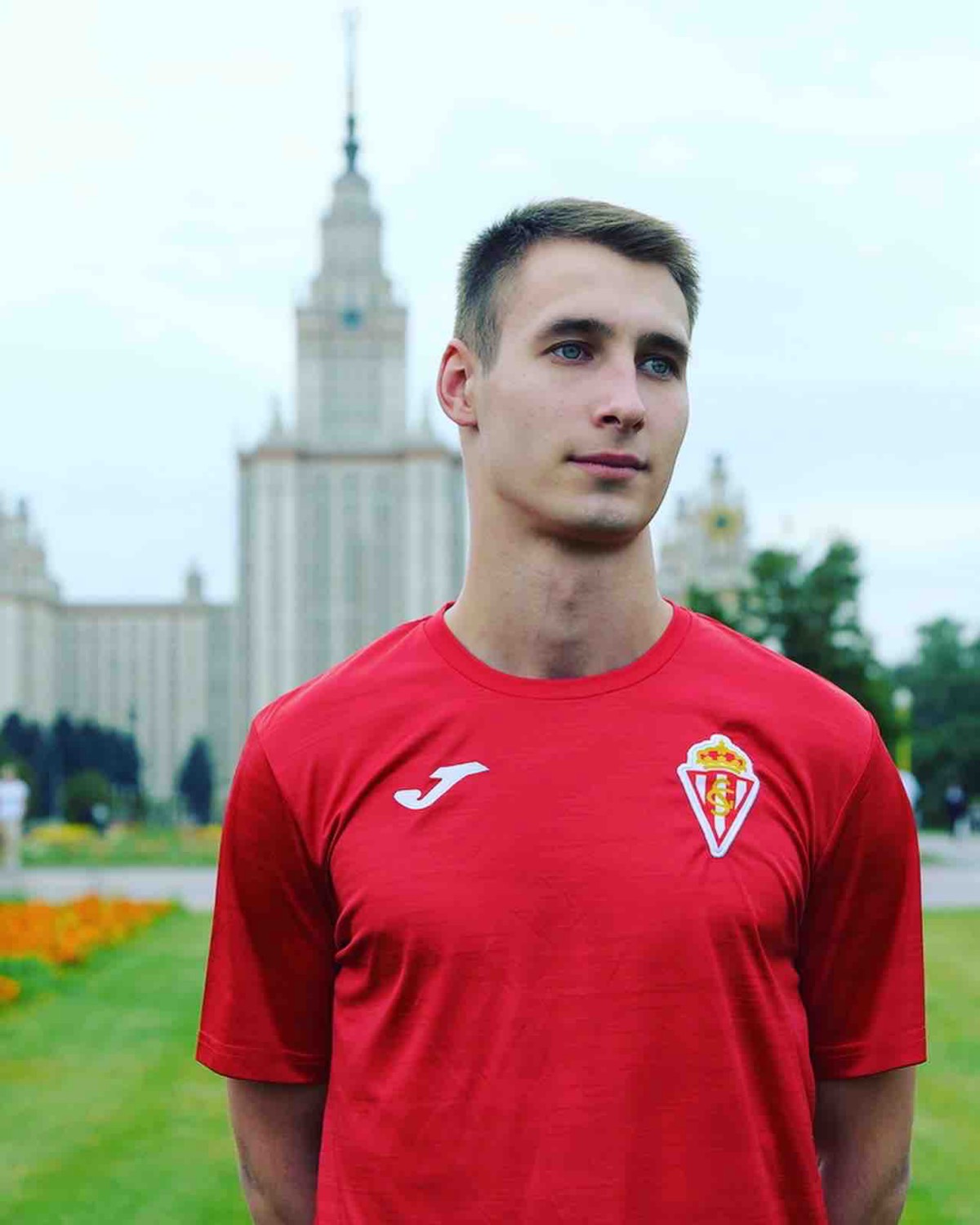 Артем Колобов
