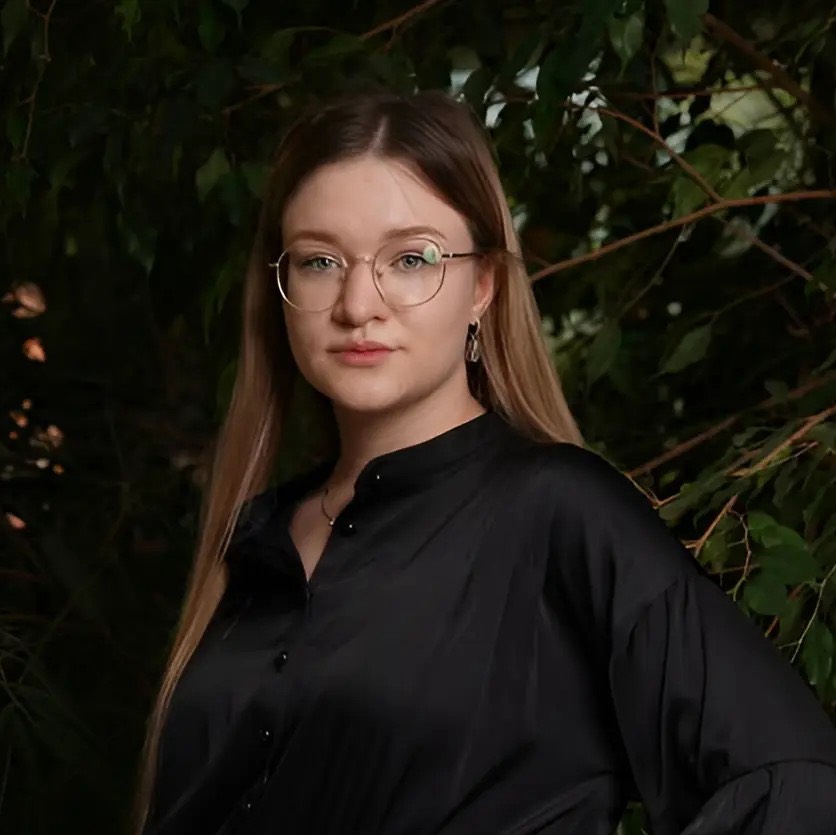 Александра Косолапова