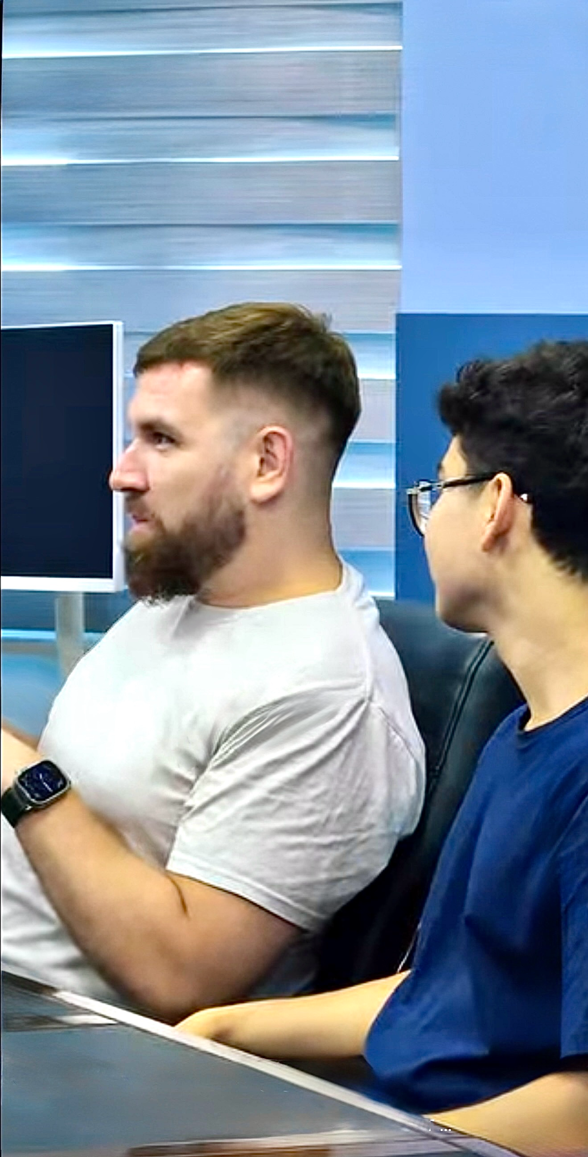 🇹🇯 Рассказал о работе Product Design в Fintech проектах | Сетка — социальная сеть от hh.ru