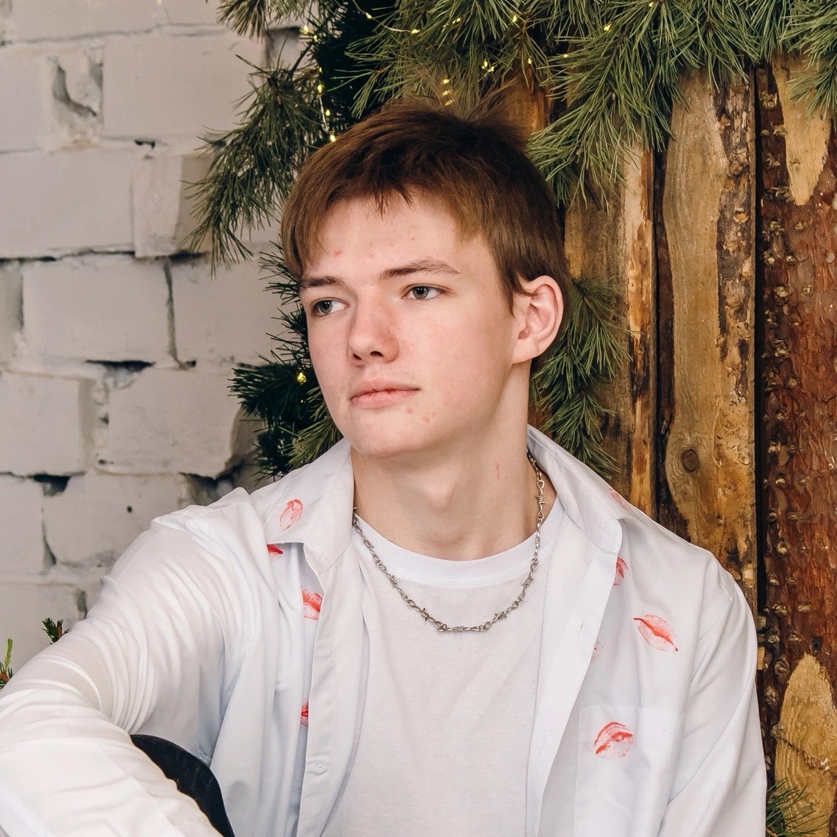 Александр Исаев
