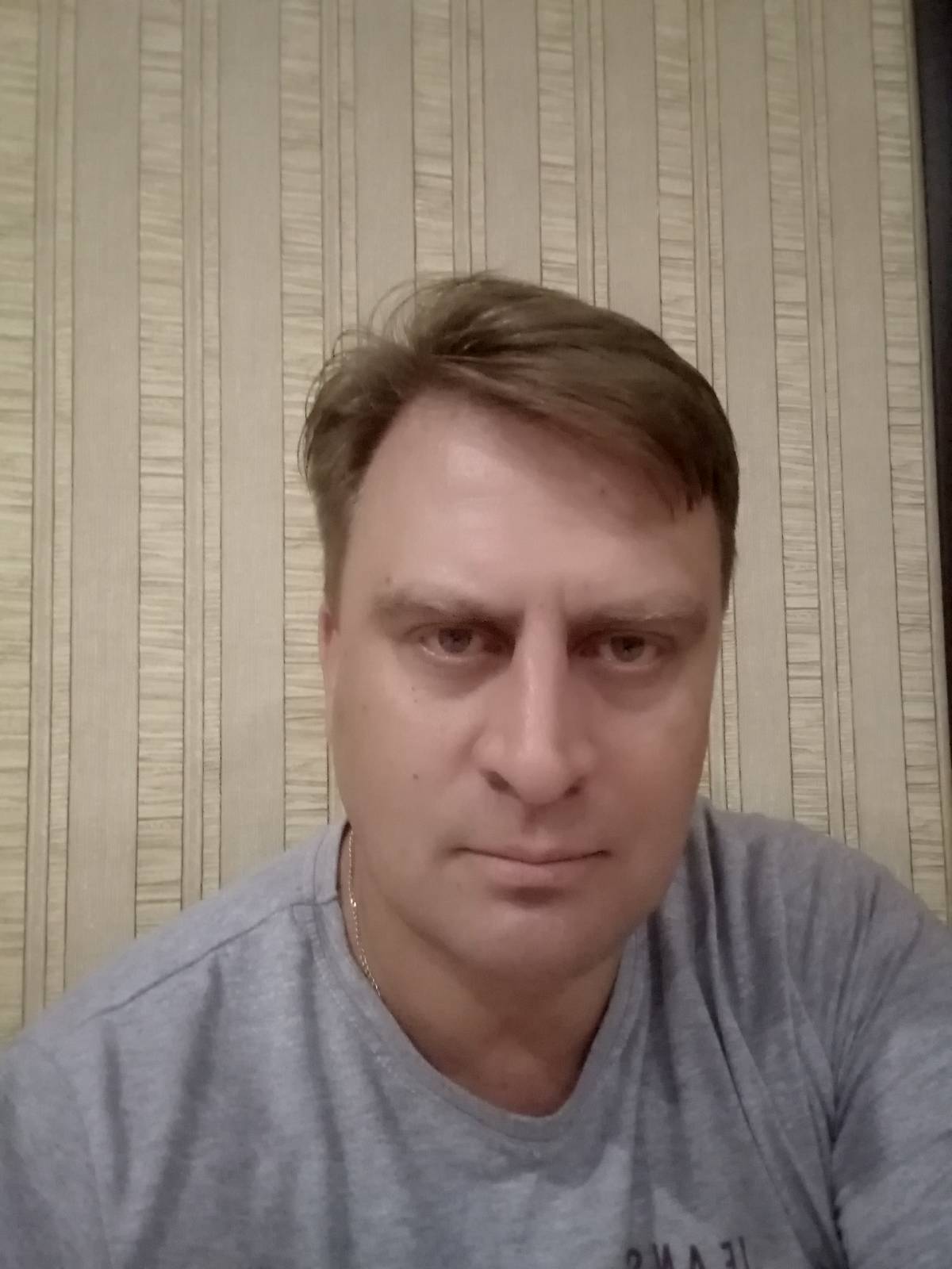 Евгений Игнатов