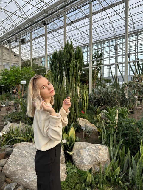 Алина Захарчук | Сетка — социальная сеть от hh.ru