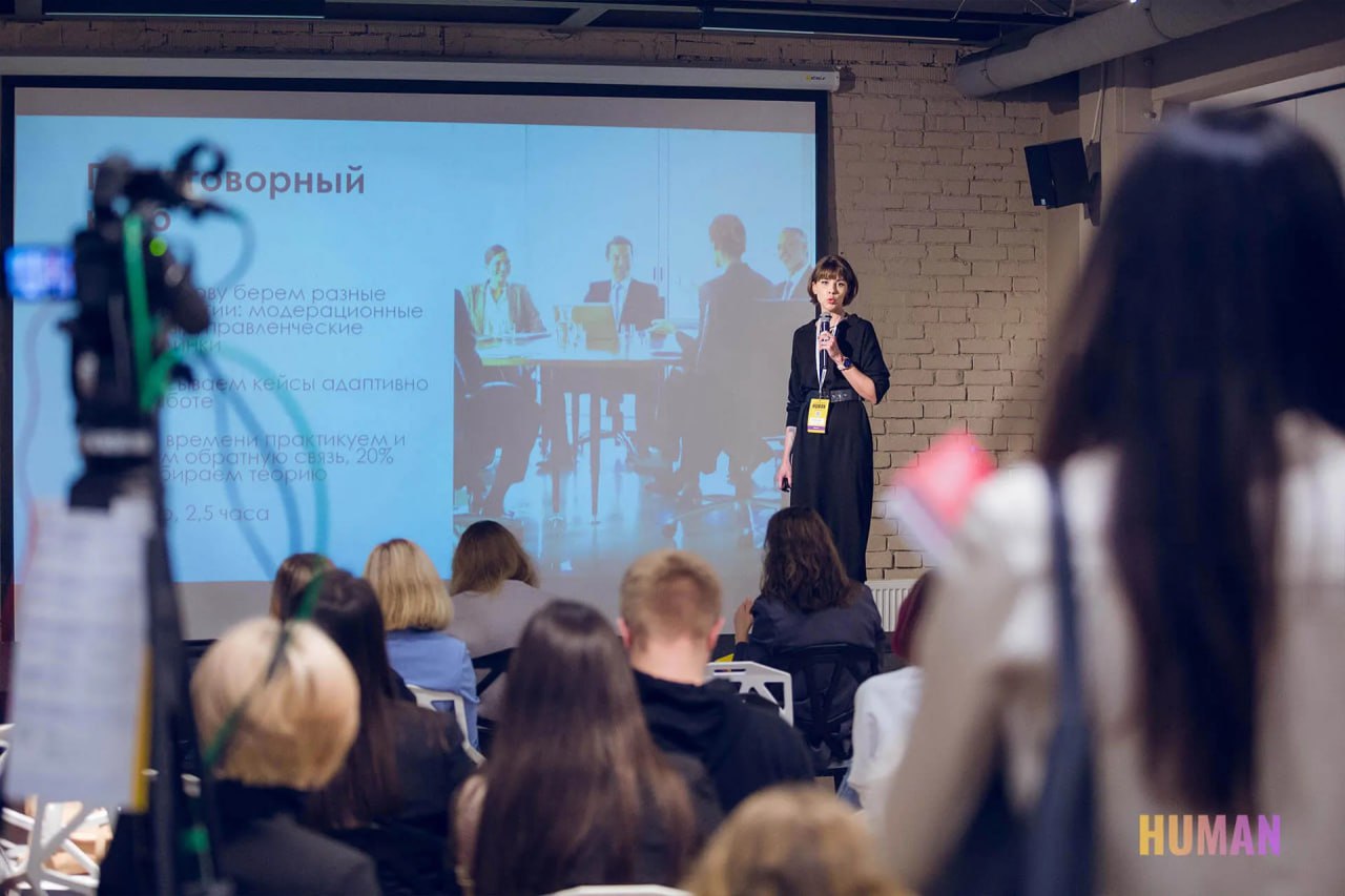 «Мы строим корпоративный университет, но вижу, что программы не успевают за задачами бизнеса… Сотрудники забывают большую часть материала уже через пару месяцев»
— поделился в нашем интервью HR BP из ... | Сетка — социальная сеть от hh.ru