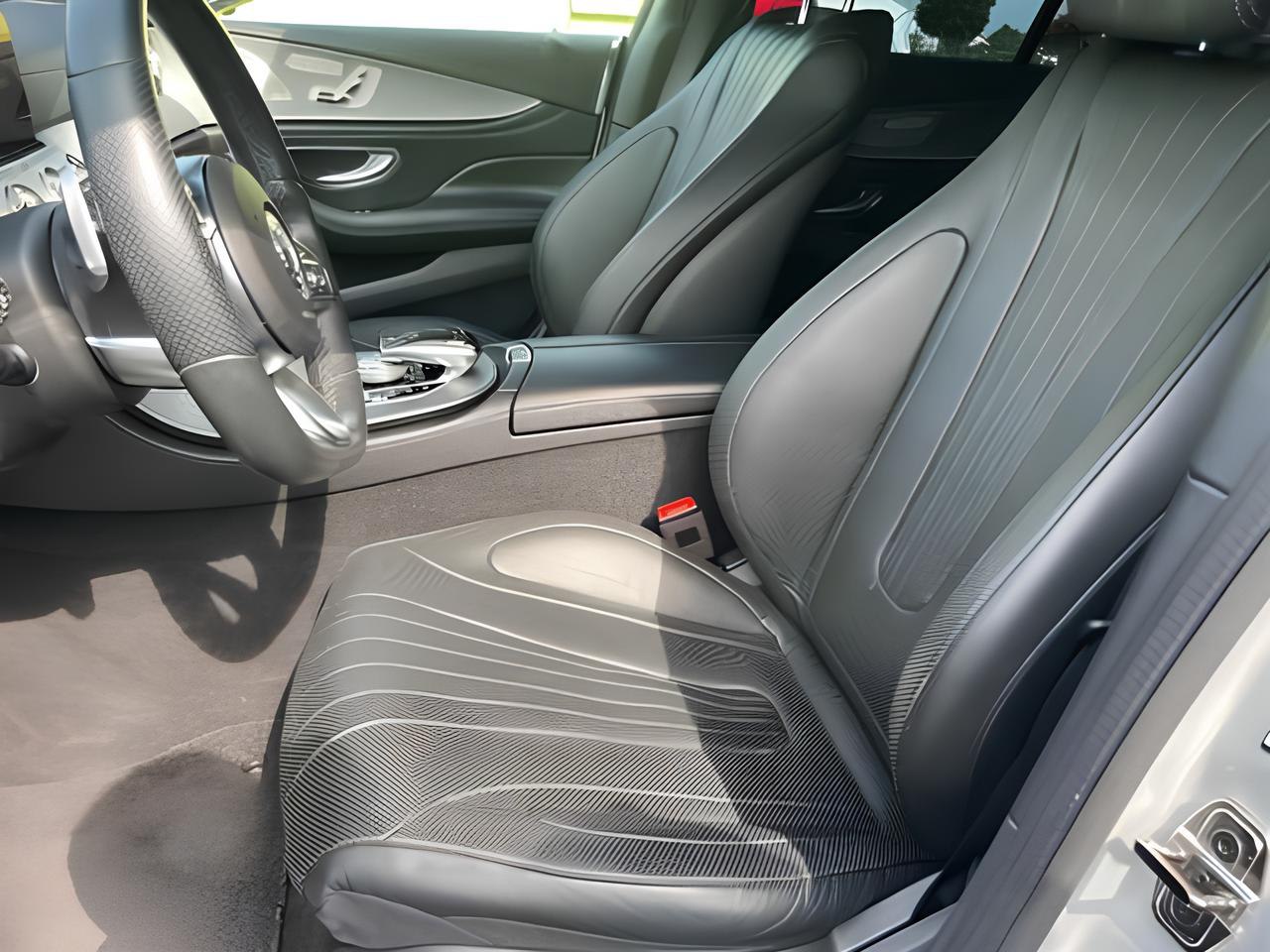 🚘Mercedes-Benz CLS450 4MATIC Sport Exclusive
Для тех, кто устал от седанов «как у всех»
📍 2019 год
📍 Пробег: всего 36 421 км
📍 Бензин, 3.0 л, 367 л.с.
📍 Полный привод
📍 Левый руль (!)
📍 Оценка: 4 | Сетка — социальная сеть от hh.ru