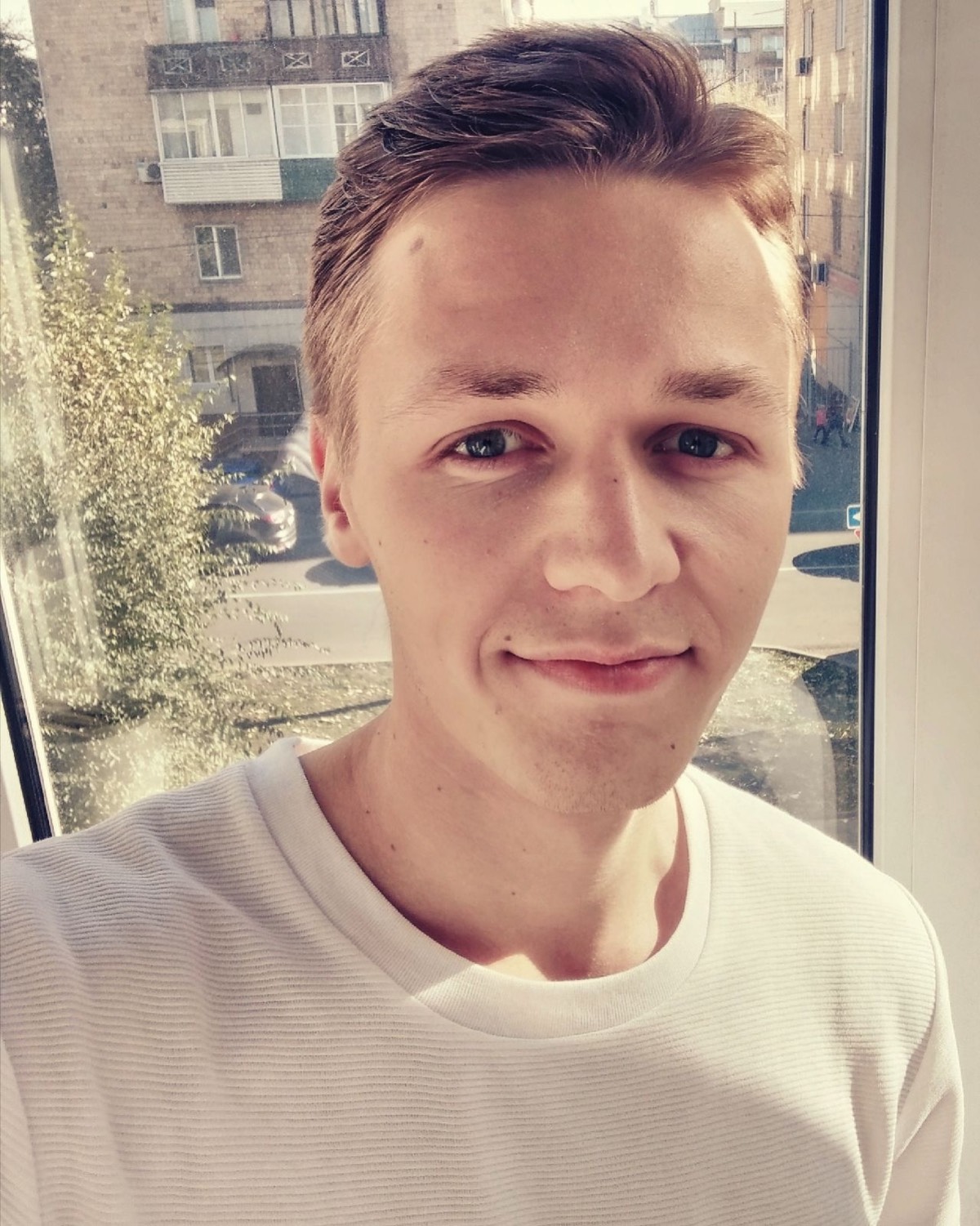 Дмитрий Завозников