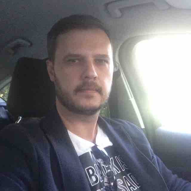 Андрей Булат