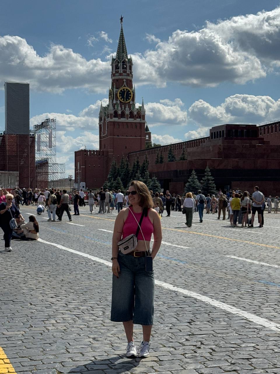 Мелочи решают больше, чем кажется
Иногда кажется, что крупные задачи — вот где кроется главный риск. Но правда в том, что часто всё рушат именно мелочи.
Одна недоглядка в коммуникации | Сетка — социальная сеть от hh.ru