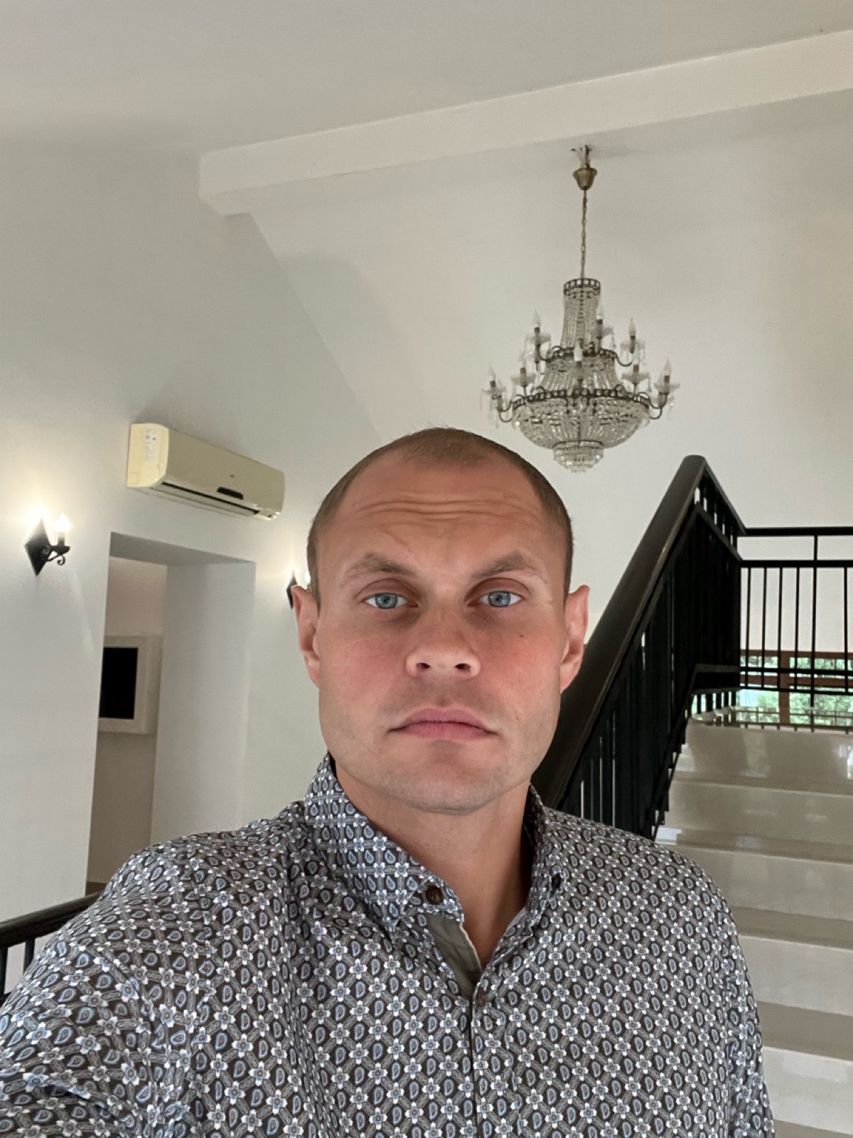 Дмитрий Остроух
