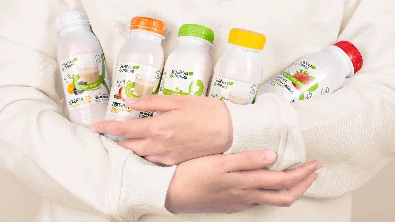 «Зелёная линия» обновила визуальный стиль, им занимались в Ohmybrand. Ставку сделали на «аппетитные фуд-зоны», а для сырной линейки нарисовали семейство мышат | Сетка — социальная сеть от hh.ru