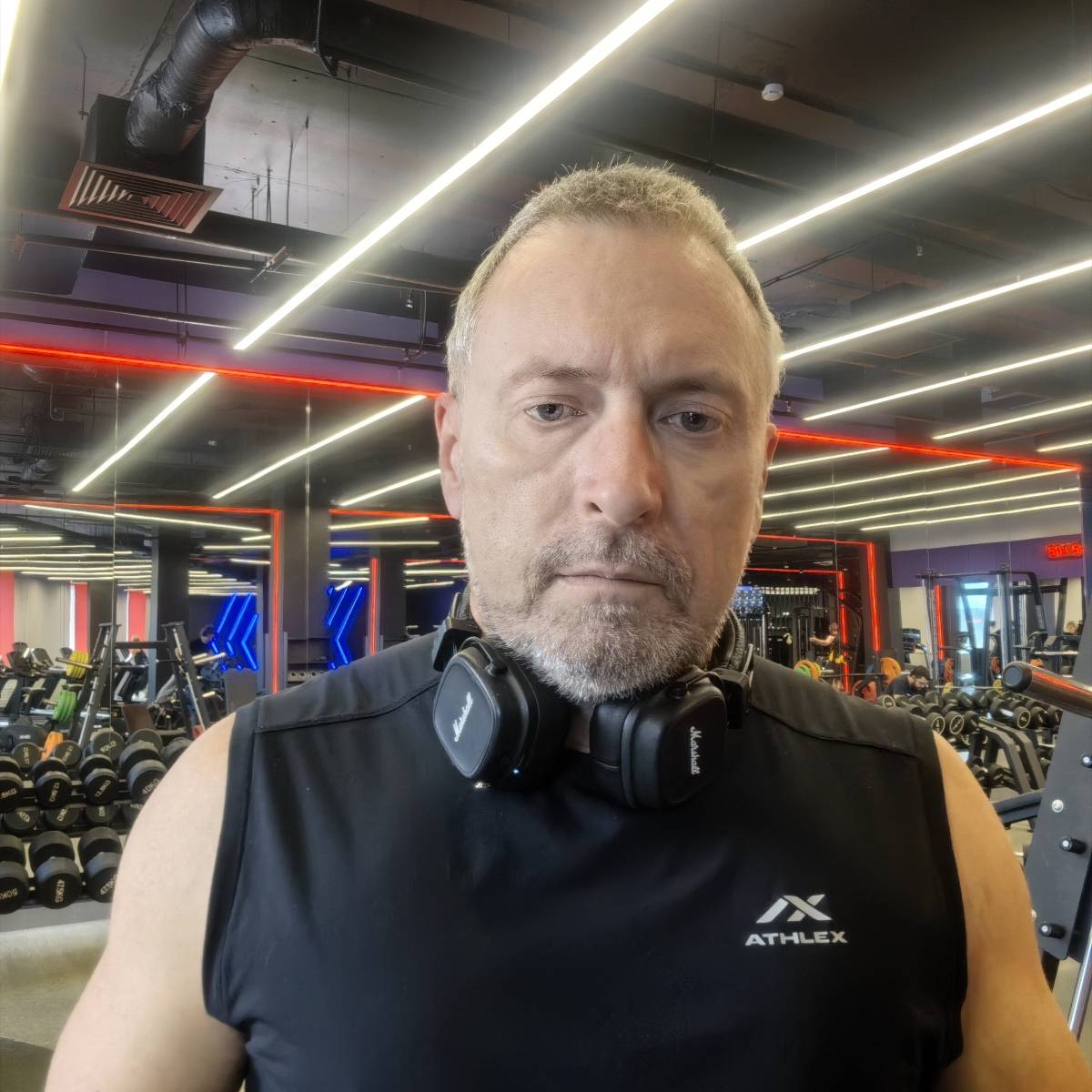 Roman Androsov | Сетка — социальная сеть от hh.ru