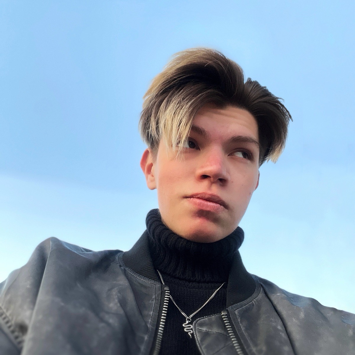 Валерий Захаров