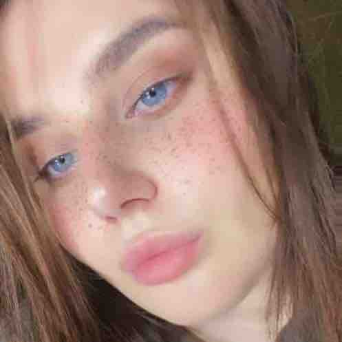 Анна Тельнова