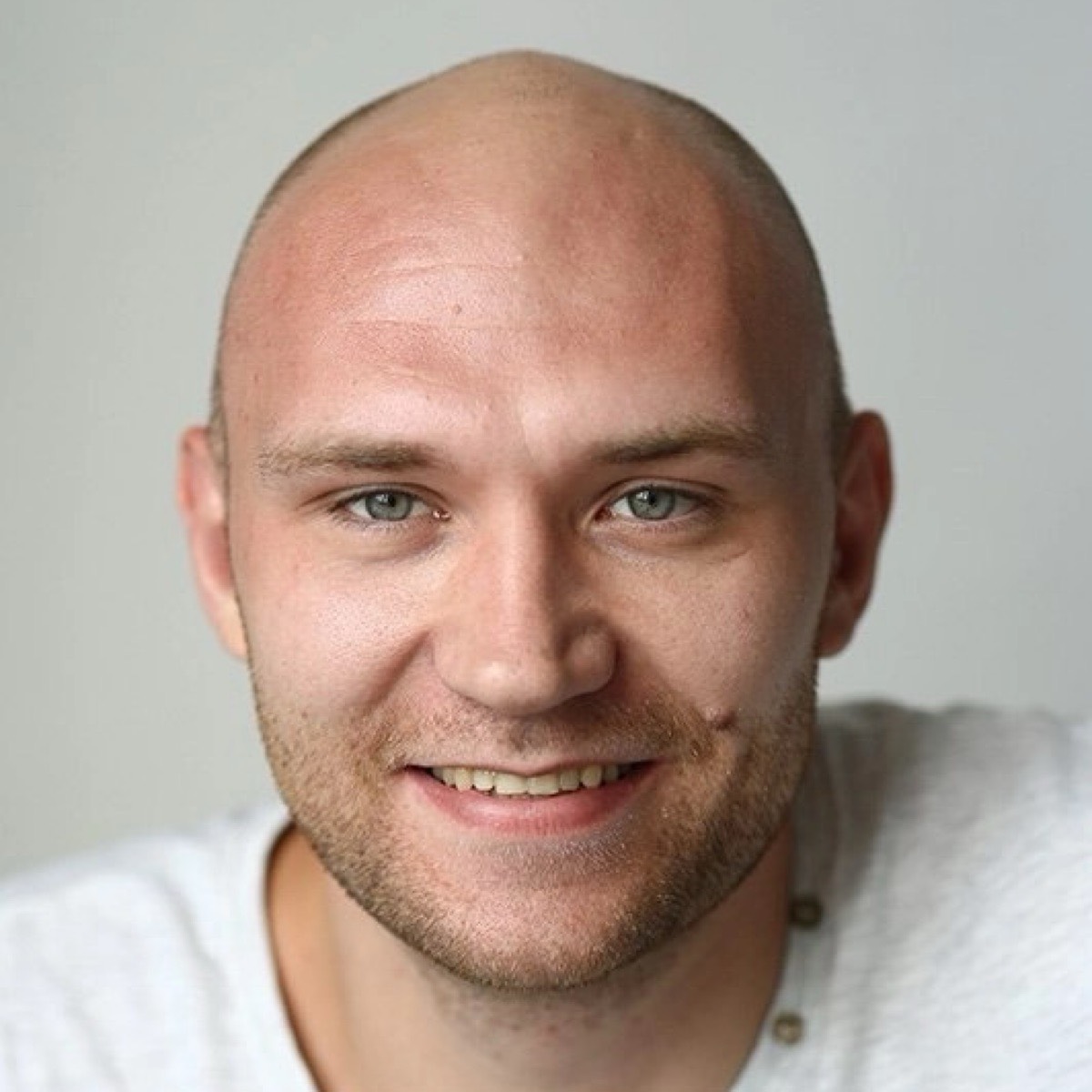 Анатолий Сивожелезов | Сетка — социальная сеть от hh.ru