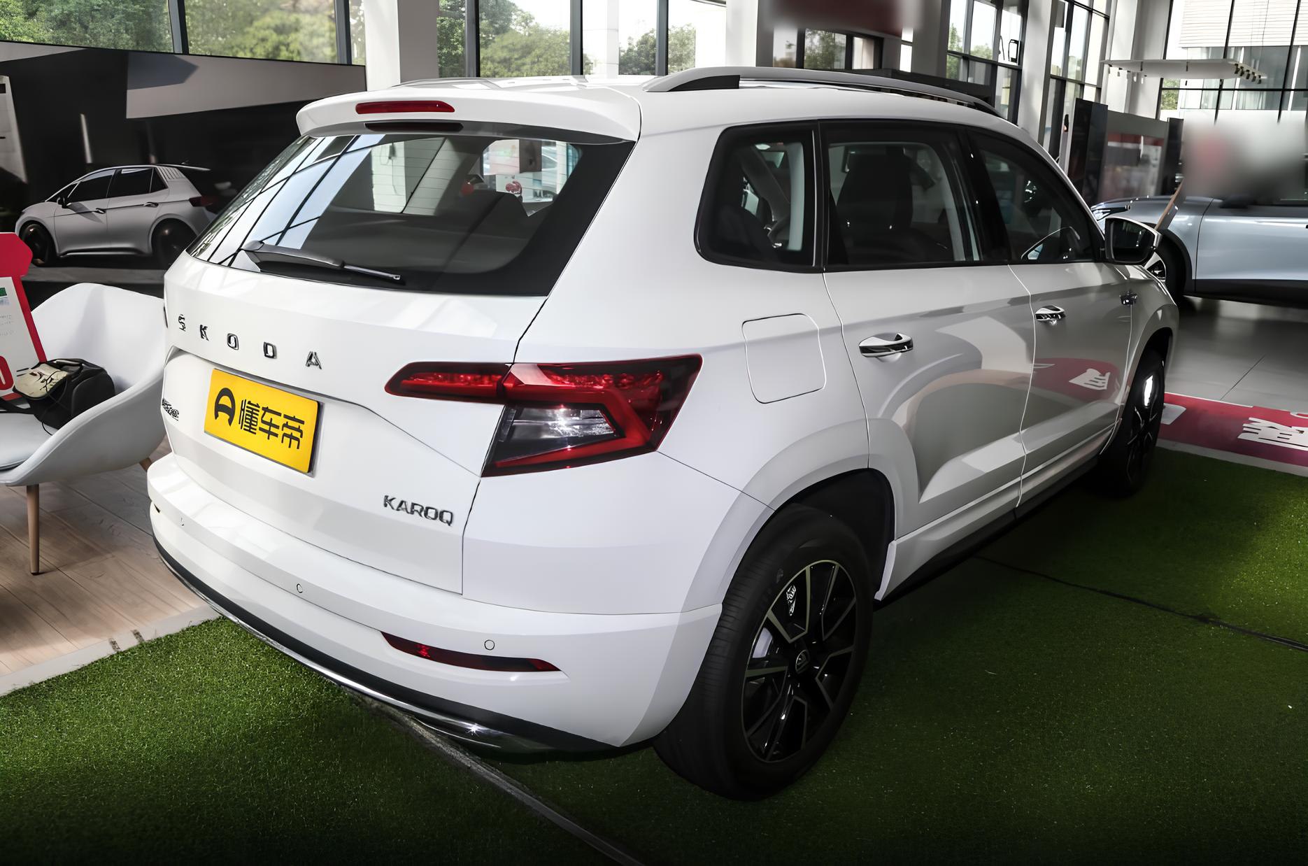 🚘Skoda Karoq Exclusive Edition
2025 г. | Новый | Под заказ из Китая
📌 Бензин 1.4 л, 150 л.с | Сетка — социальная сеть от hh.ru