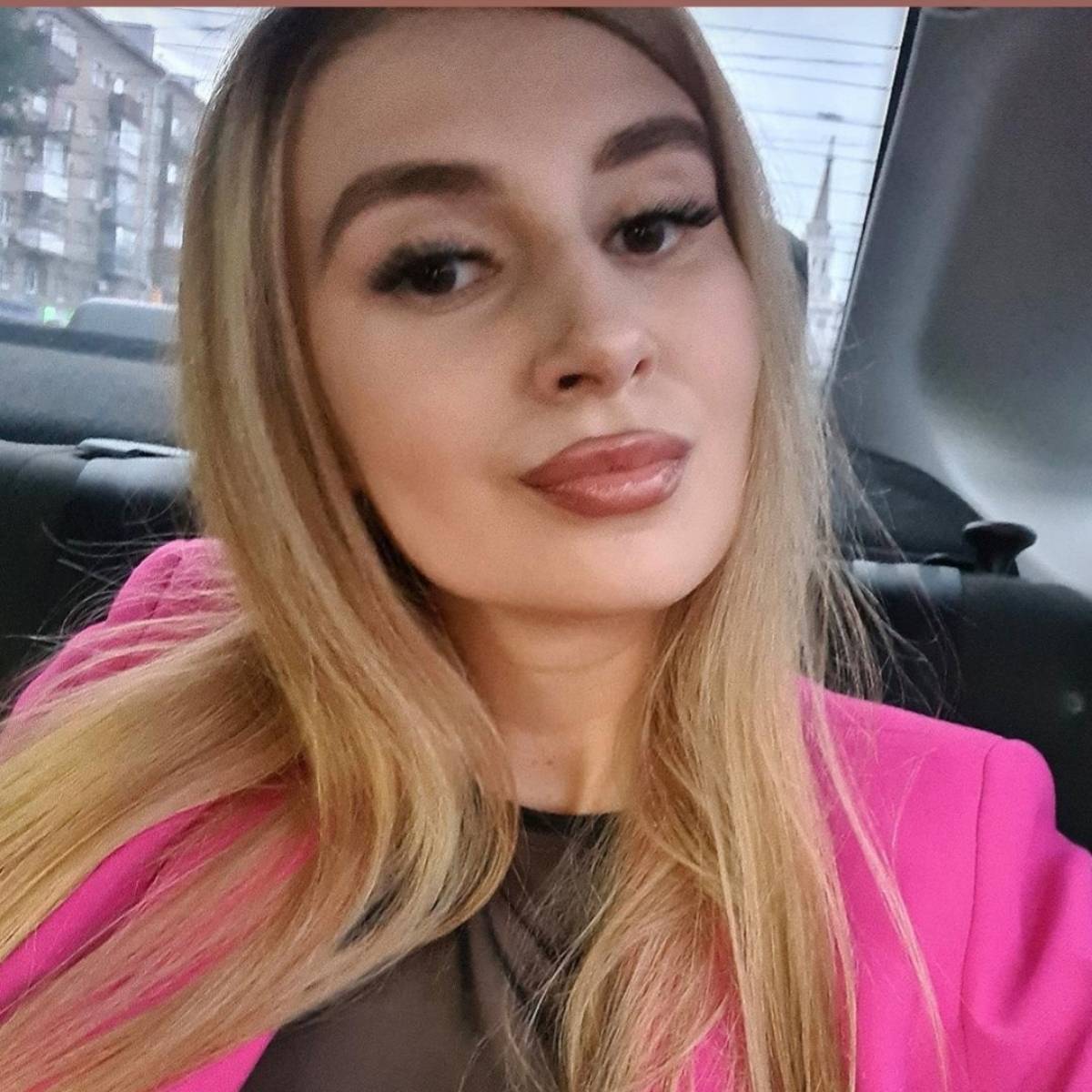 Виктория Попова