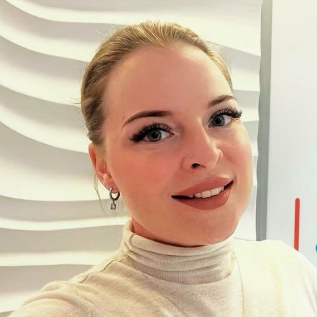 Екатерина Кушнирова | Сетка — социальная сеть от hh.ru