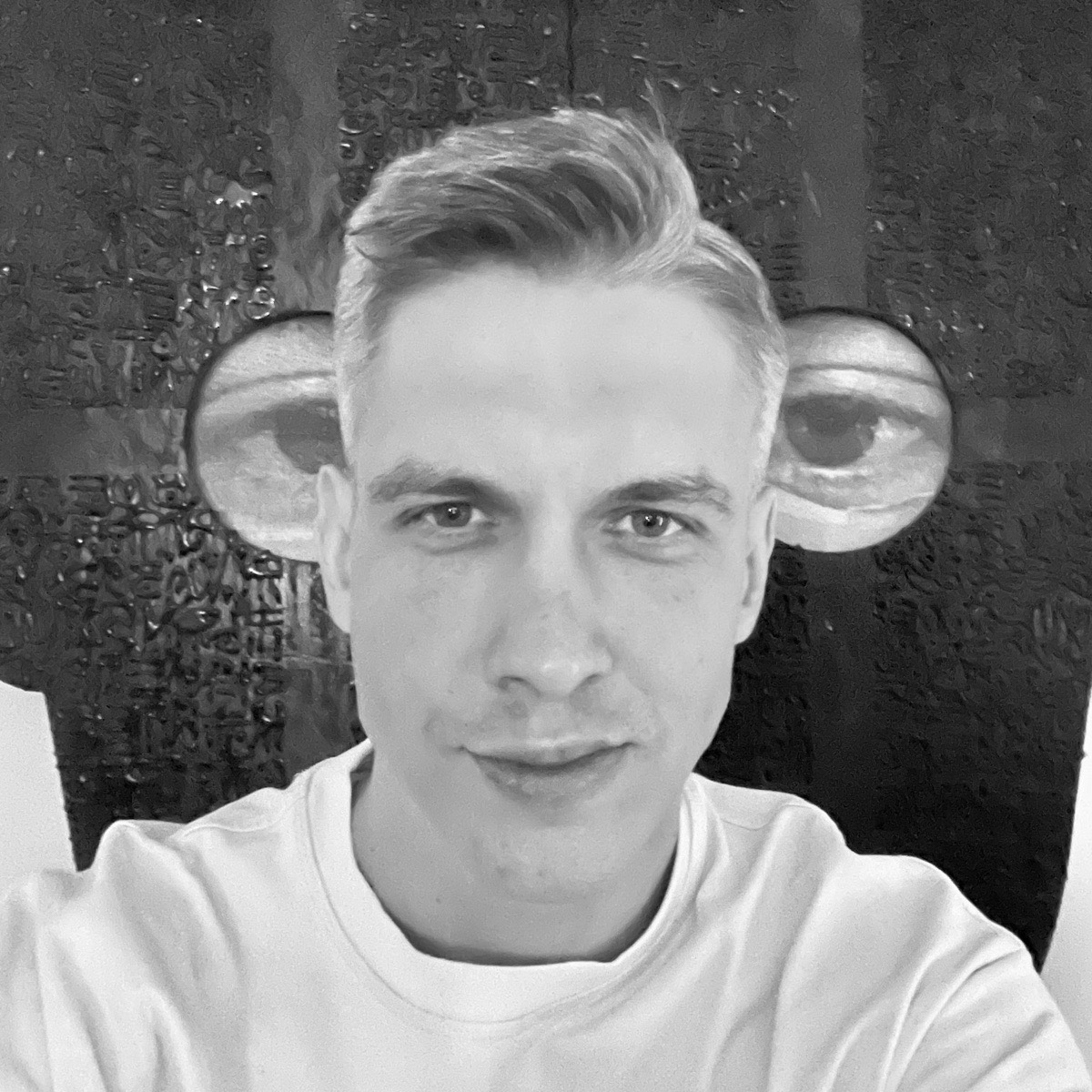 Антон Танцура