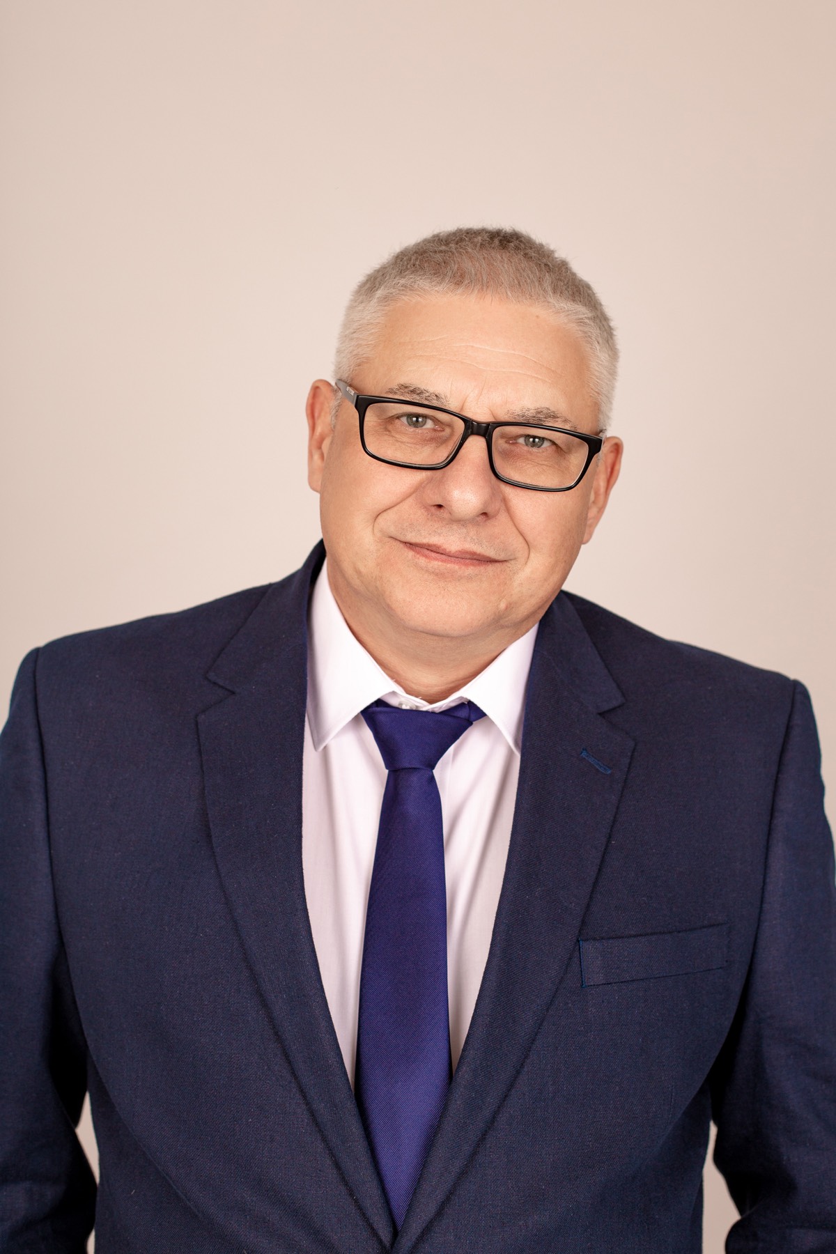 Андрей Белов