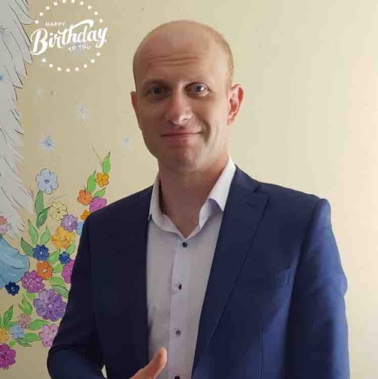 Антон Сухов