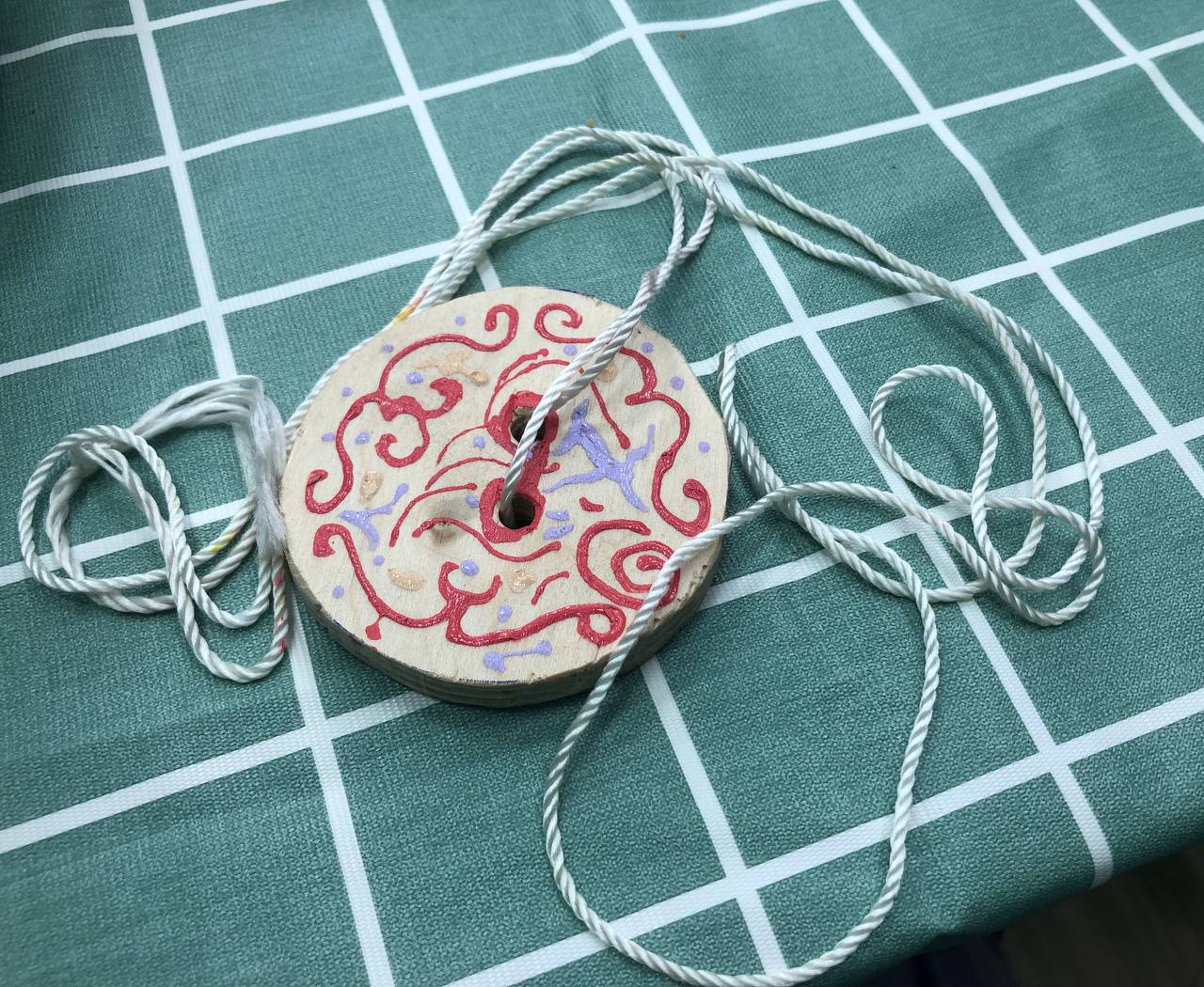 Что осталось на память о юбилее Николаевска-на-Амуре
На 175-летие родного города:

поучаствовала в мастер-классах по изготовлению нивхских музыкальных инструментов «угрш» - «пуговица», «корх» - погрем... | Сетка — социальная сеть от hh.ru