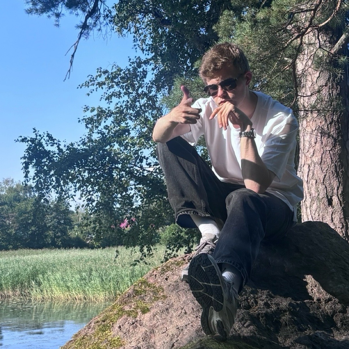 Максим Кузьменков