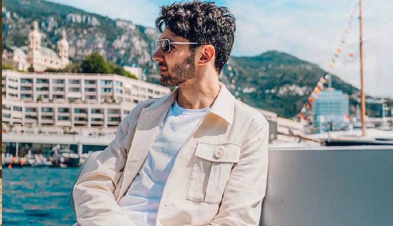 Guess переходит под контроль Authentic Brands Group
Соглашение на $1,4 млрд заключили Guess и группа инвесторов | Сетка — социальная сеть от hh.ru