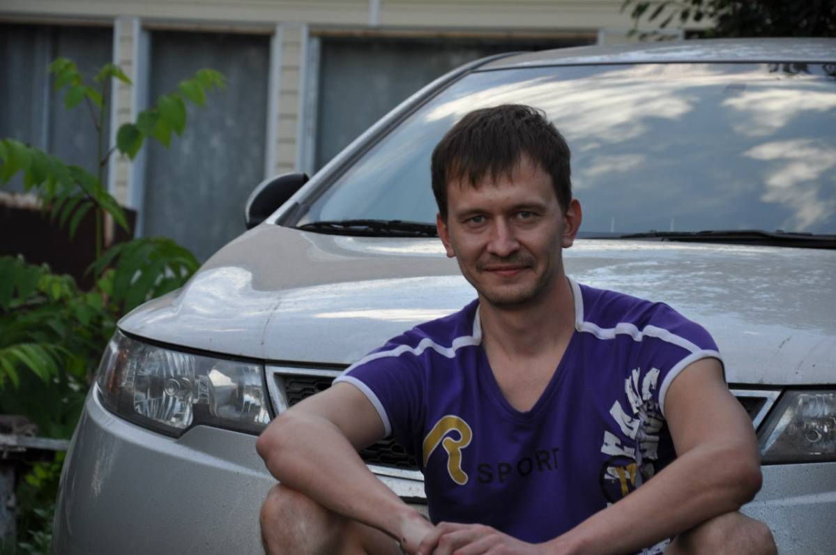 Дмитрий Листопадов