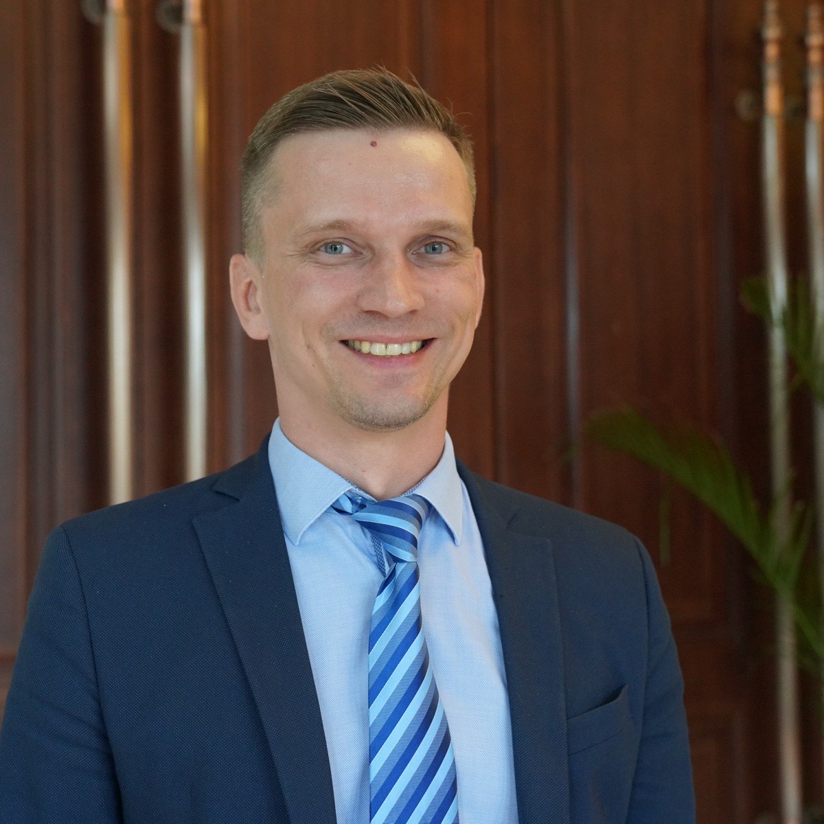 Михаил Деревянко | Сетка — социальная сеть от hh.ru