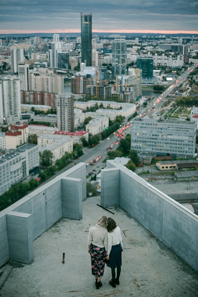 арт-хаус на крыше недостроенного небоскреба в Екатеринбурге | Сетка — социальная сеть от hh.ru