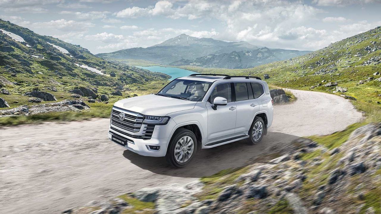 ❤️ В Россию стали поступать обновлённые Land Cruiser 300
У новой версии под капотом 3.3-литровый турбодизель на 307 сил, более мощная альтернатива — 3 | Сетка — социальная сеть от hh.ru