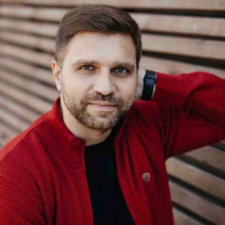 Сергей Гусаров