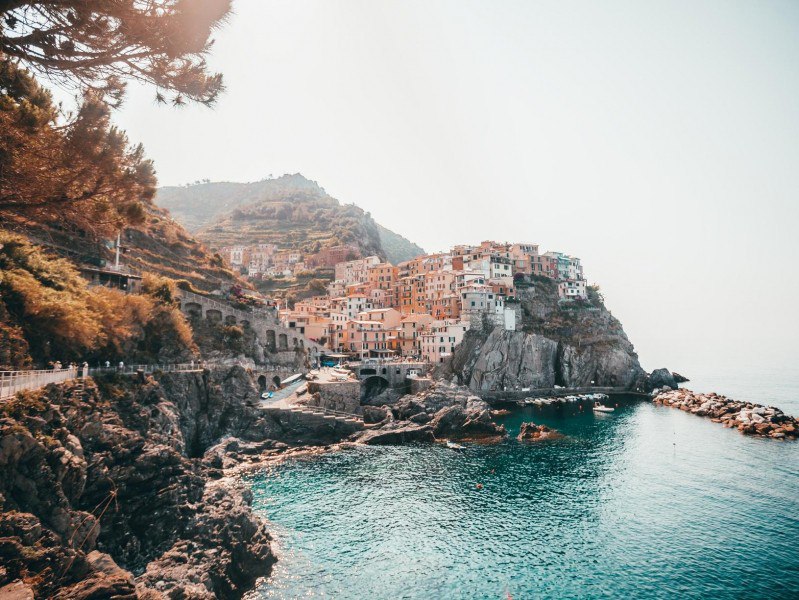The World’s 50 Most Beautiful Villages 2025
Cinque Terre, Italy
Swans glide across Lake Hallstatt, medieval watchtowers rise over Rothenburg’s cobbled lanes, and thunderous waterfalls crash into the A... | Сетка — социальная сеть от hh.ru