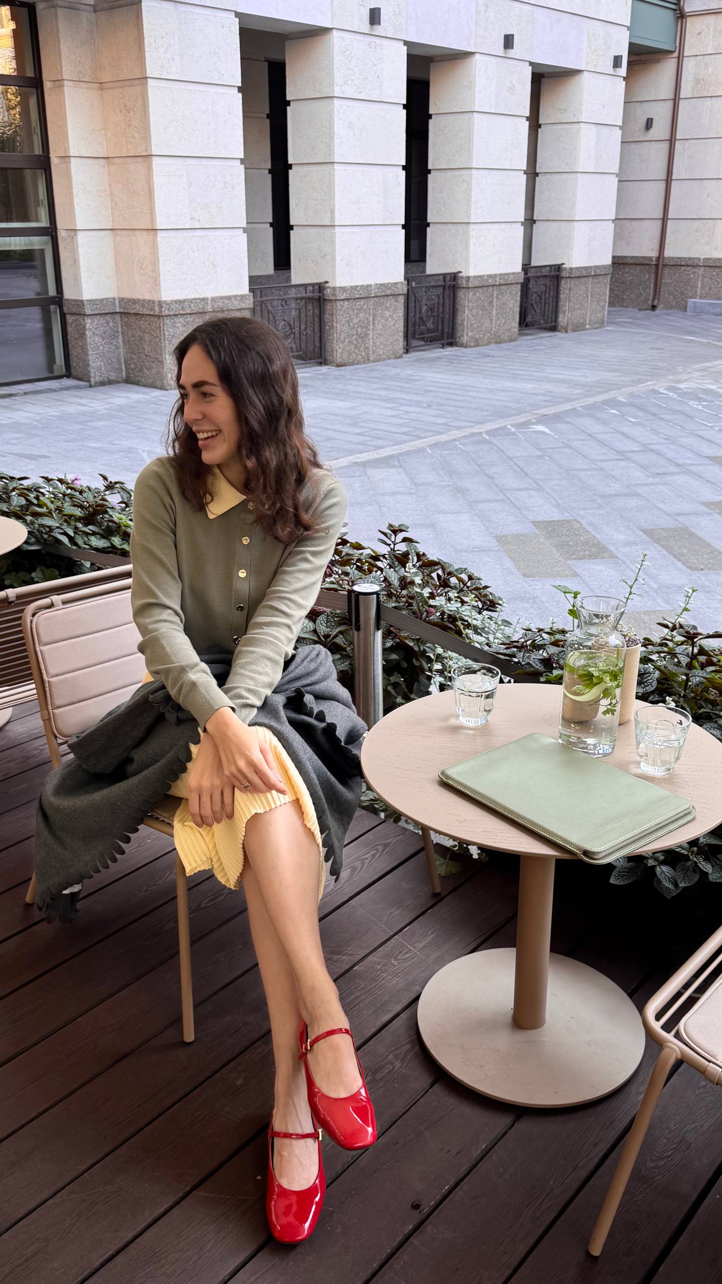 Август московский, 350 гр. Состав: ивенты, завтраки, пузырьки 🍳🥂💃 | Сетка — социальная сеть от hh.ru