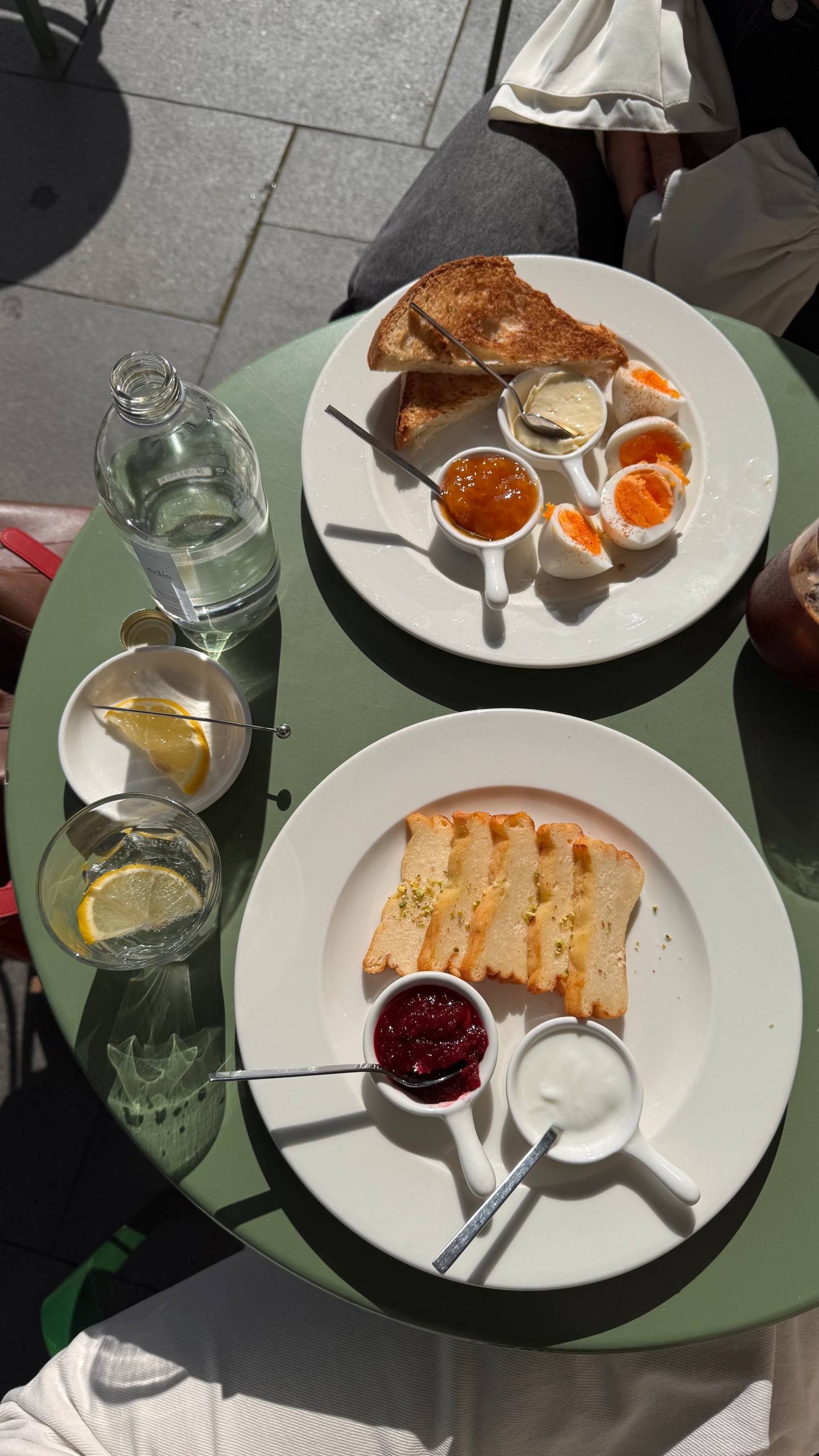 Август московский, 350 гр. Состав: ивенты, завтраки, пузырьки 🍳🥂💃 | Сетка — социальная сеть от hh.ru