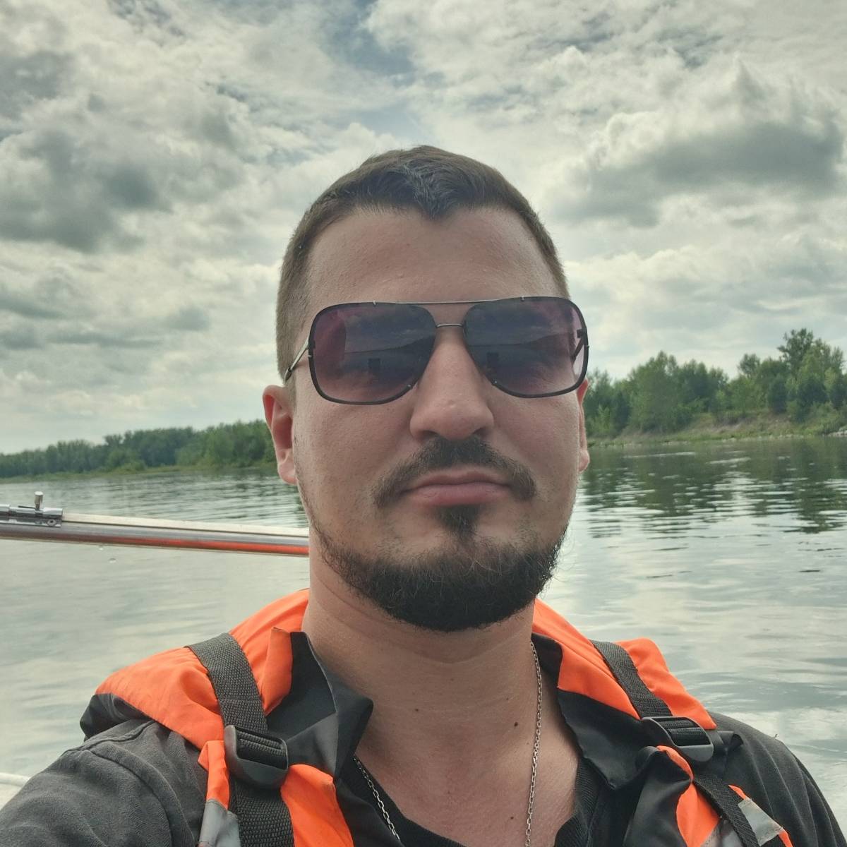 Викторович Алексей | Сетка — социальная сеть от hh.ru