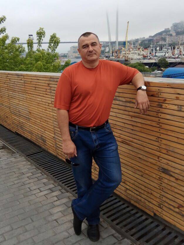 Олег Демин