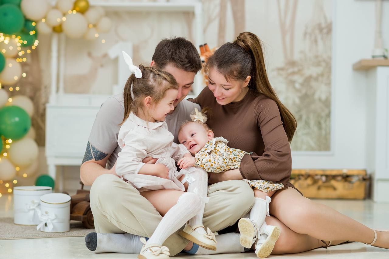 Родительские угрызения совести: вы не одни 💛
Знакомо?
Все крупные истерики у ребенка почему-то случаются именно тогда, когда совсем нет времени или сил | Сетка — социальная сеть от hh.ru