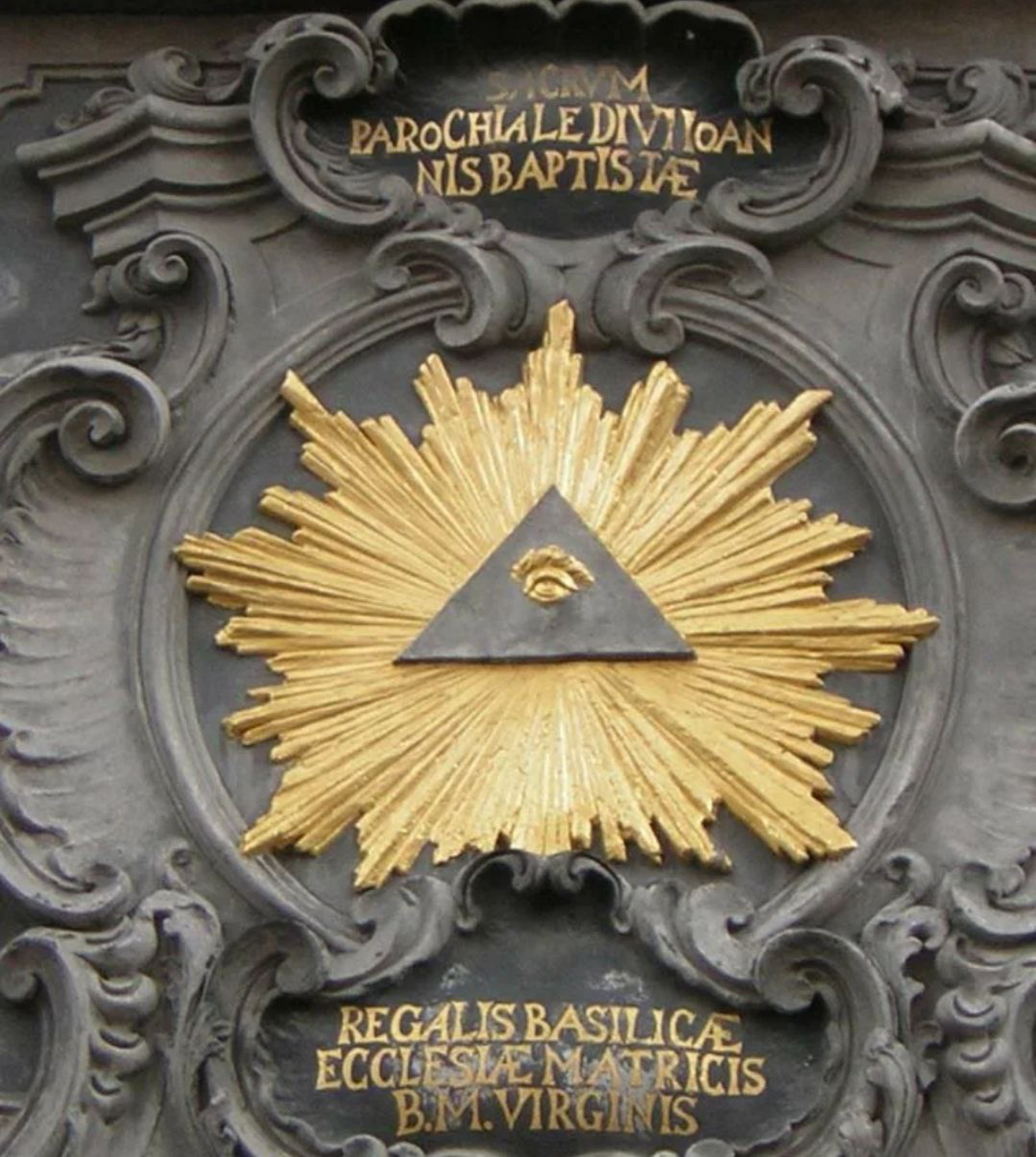 ОКО В ПИРАМИДЕ: ГЛАВНЫЙ СИМВОЛ | Сетка — социальная сеть от hh.ru