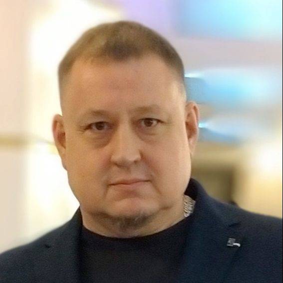 Дмитрий Антонов