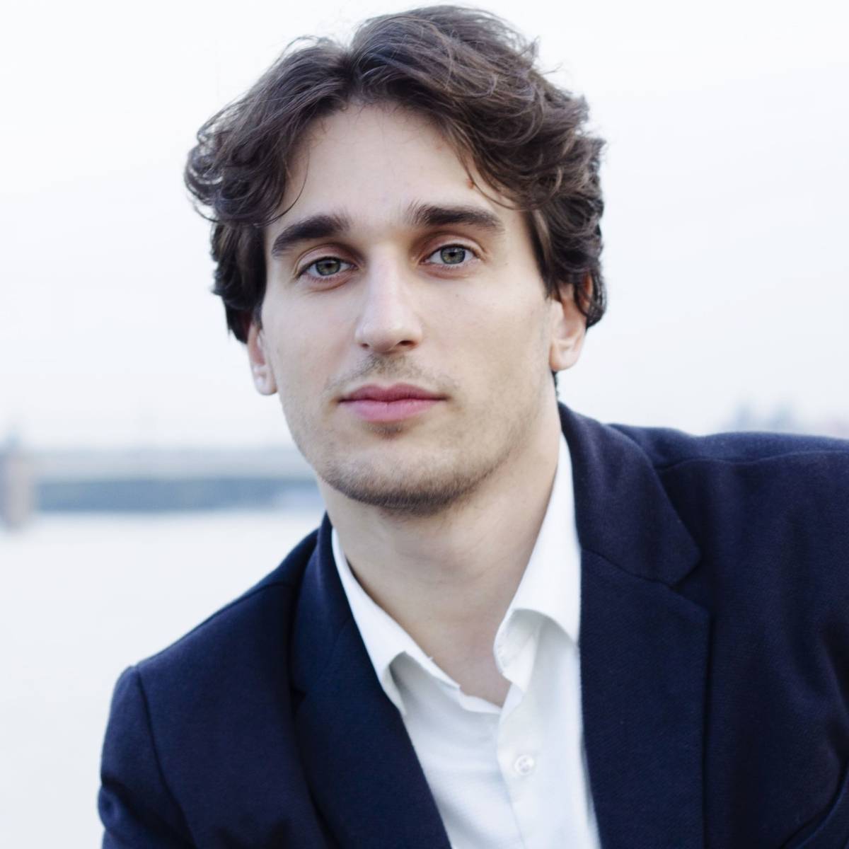 Владислав Сухомлин