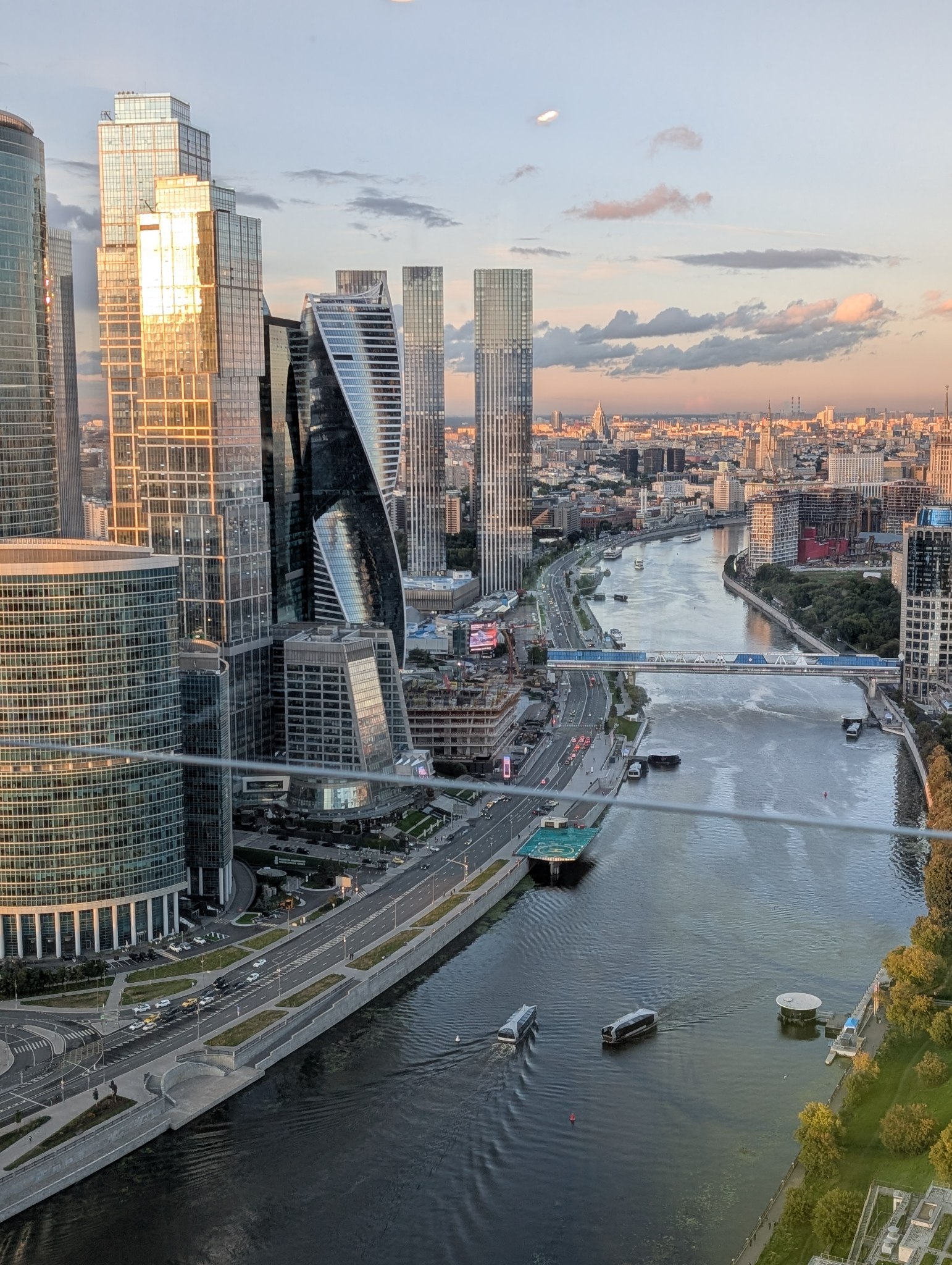 Вот и подходит моя стажировка в Сбере
Хочу поблагодарить свою команду за возможность работать, за возможность создавать, и, конечно, за возможность расти | Сетка — социальная сеть от hh.ru